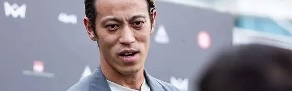 加盟第11个顶级联赛，本田圭佑冲击“旅行球员”纪录|阿布鲁|莫斯科中央陆军|乌拉圭足球|日本足球|荷甲_新浪体育_新浪新闻